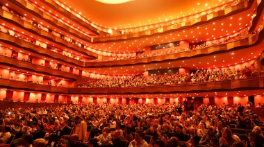 El Teatro Argentino a sala llena celebró el 25 de Mayo con el concierto “La Patria canta”