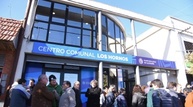 Inauguraron un nuevo centro comunal en Los Hornos, donde habrá servicios de niñez, eventos y más